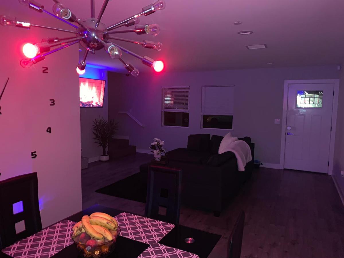 Luxury Stays Ингълуд Екстериор снимка